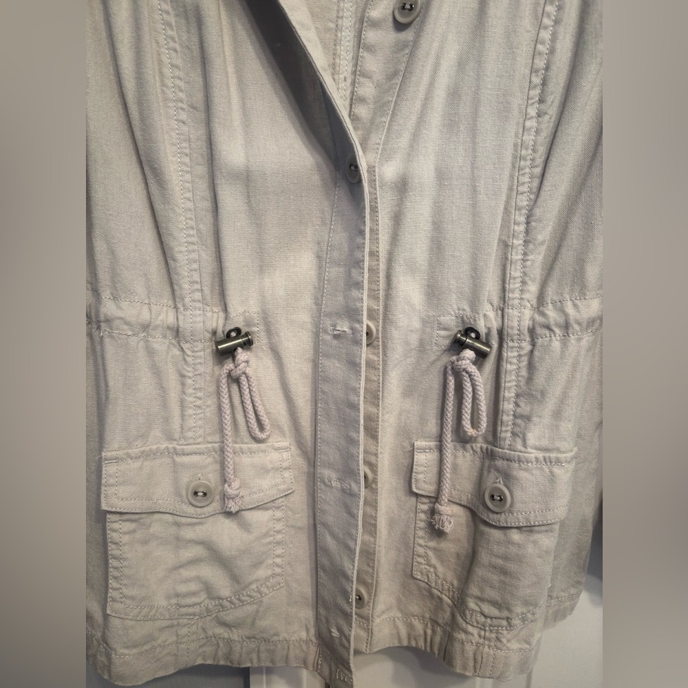 Off white button up jacket/shirt. - Picture 3 of 4